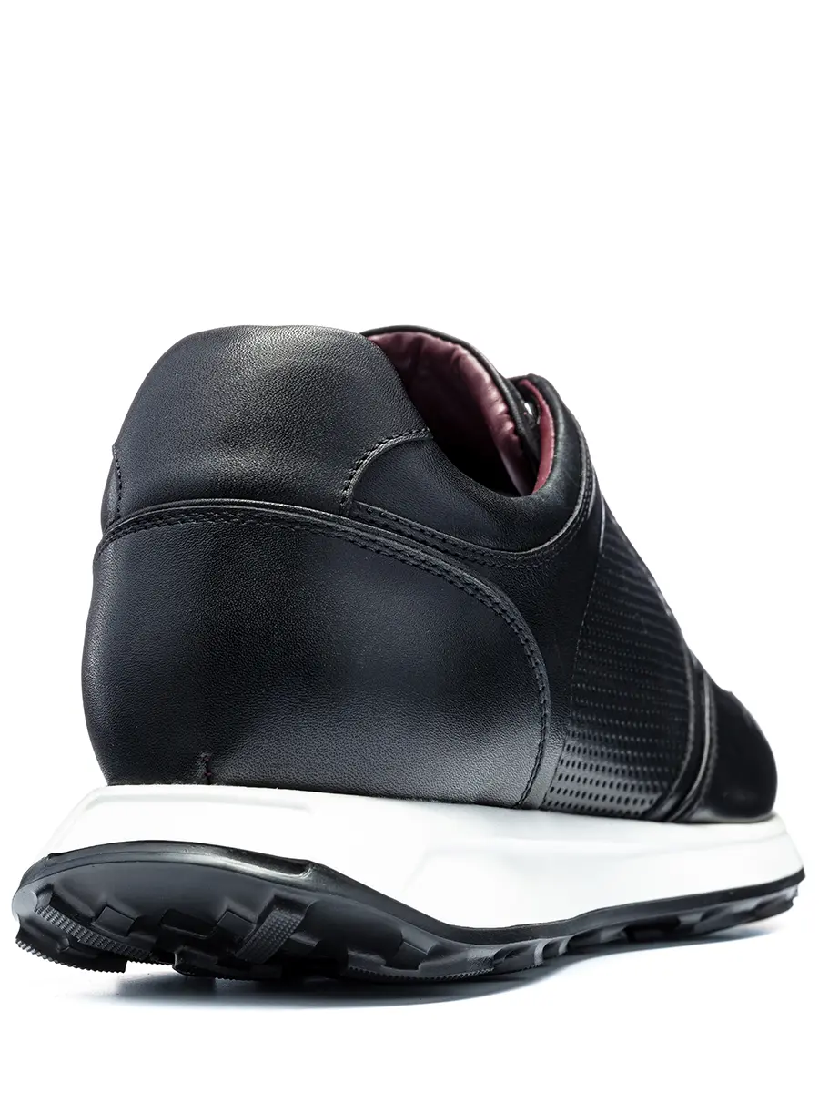 Кроссовки кожаные