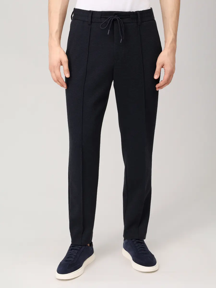 Костюм однотонный