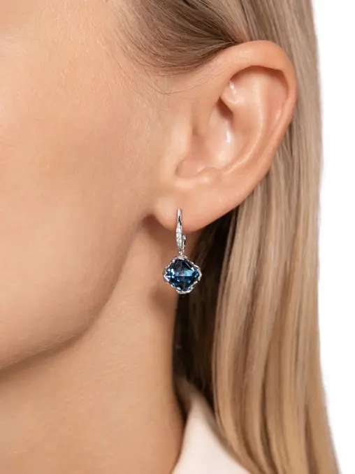 Серьги из белого золота с бриллиантами и топазами CARRERA Y CARRERA