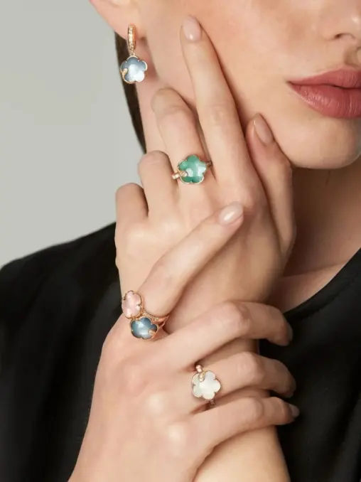 Кольцо золотое с бриллианом, лунным камнем и перламутром PASQUALE BRUNI