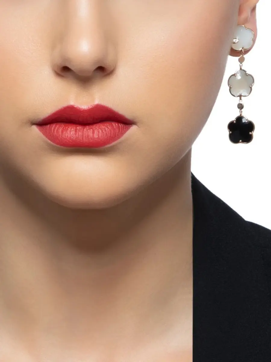 Серьги золотые с бриллиантами, лунным камнем и ониксом