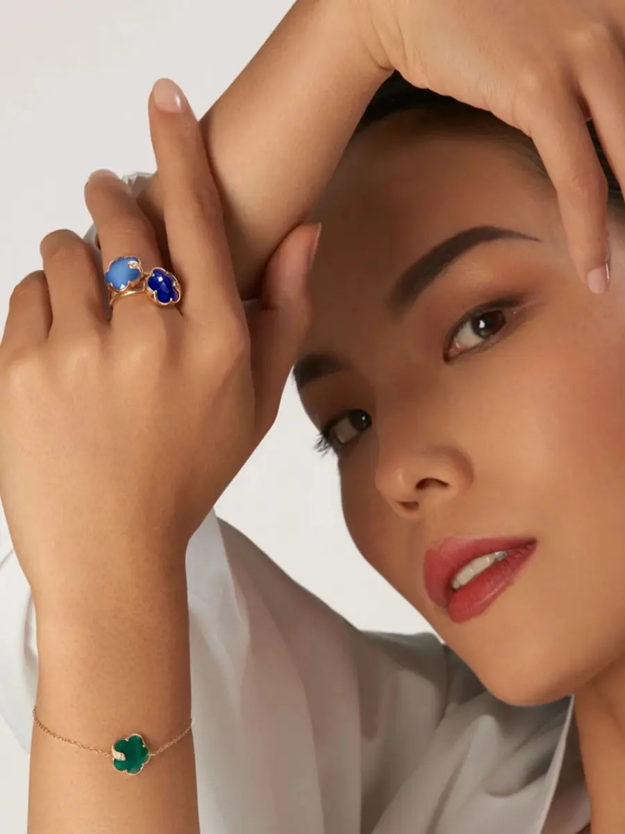 Браслет золотой с бриллиантами и агатом