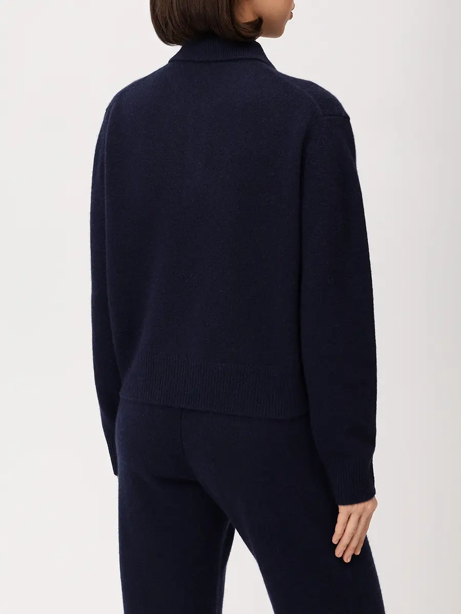 Костюм из кашемира и шерсти