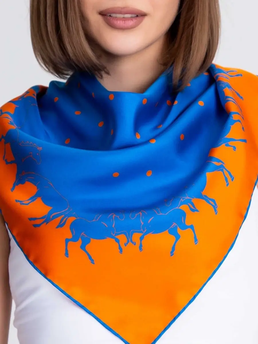 Платок шелковый Кони