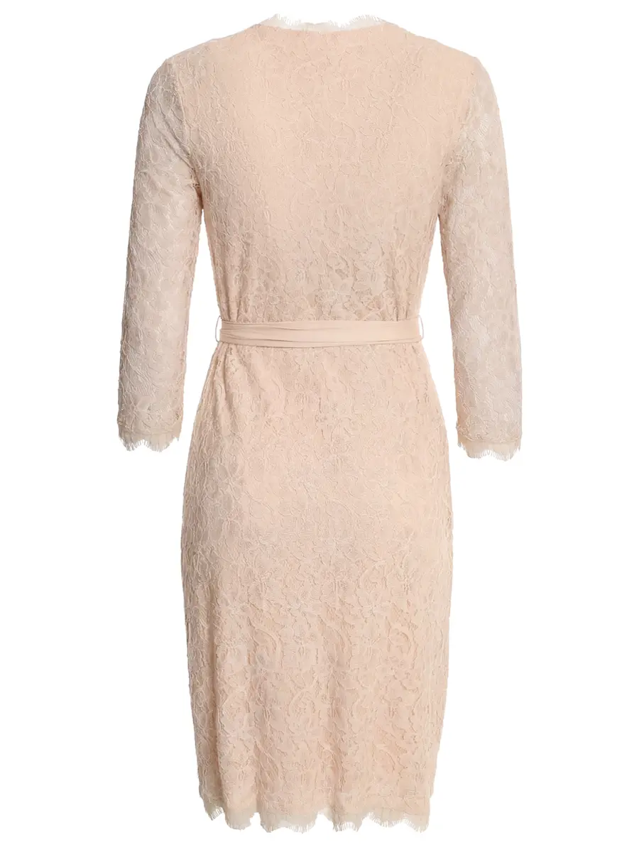 Платье кружевное