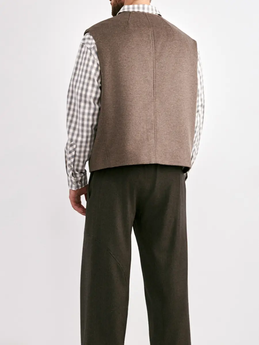 Жилет шерстяной