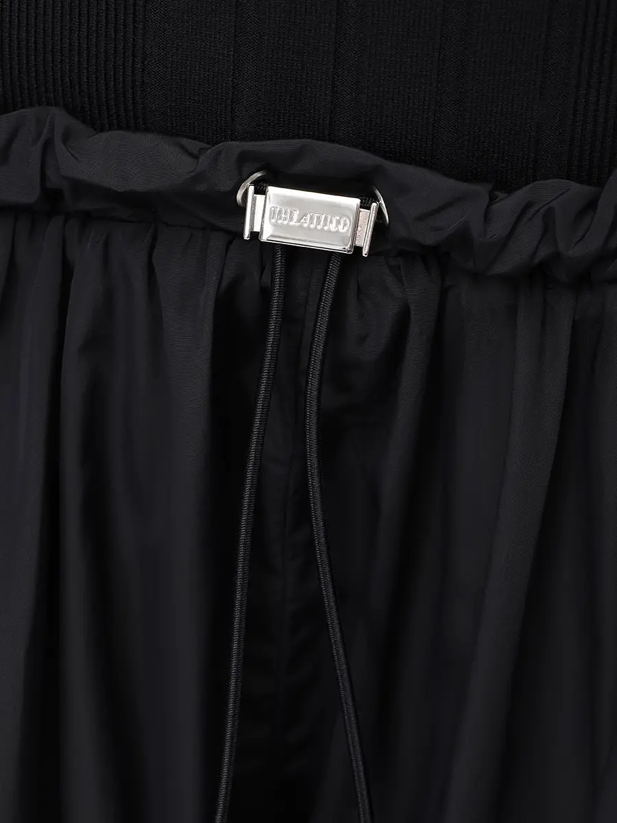 Юбка однотонная