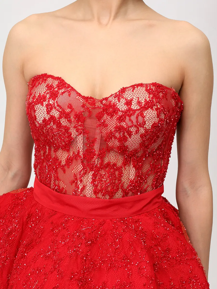 Кутюрное платье с баской Divine