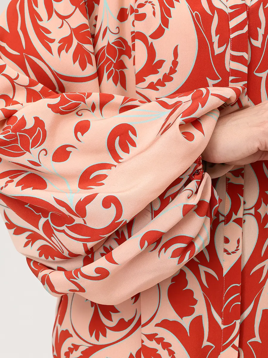 Платье шелковое