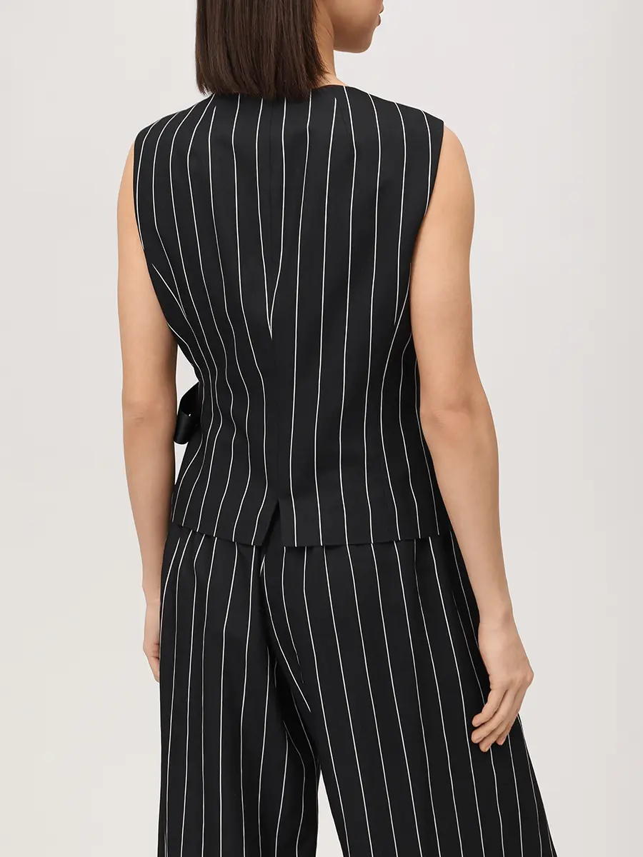 Жилет из вискозы