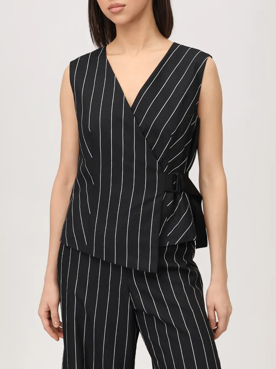 Жилет из вискозы