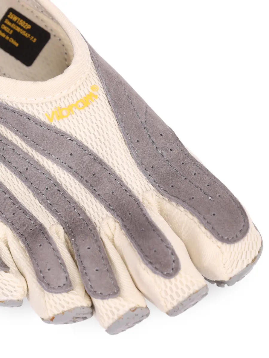 Кроссовки комбинированные