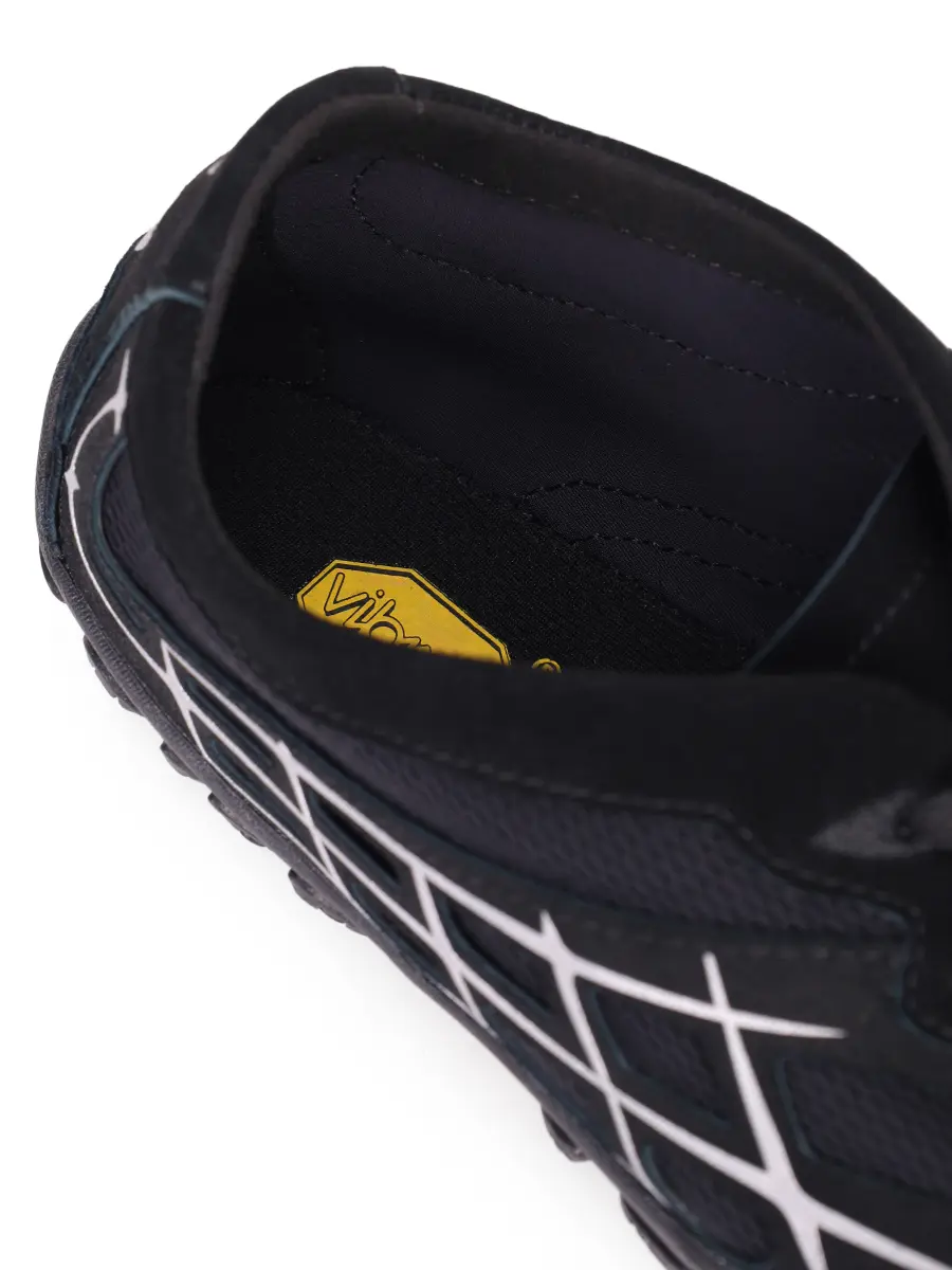 Кроссовки комбинированные