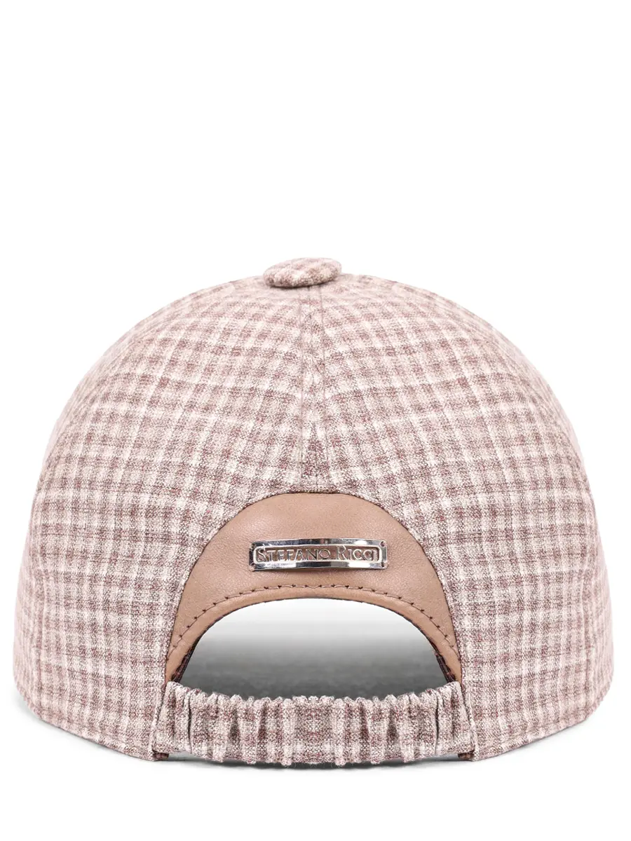 Бейсболка в клетку