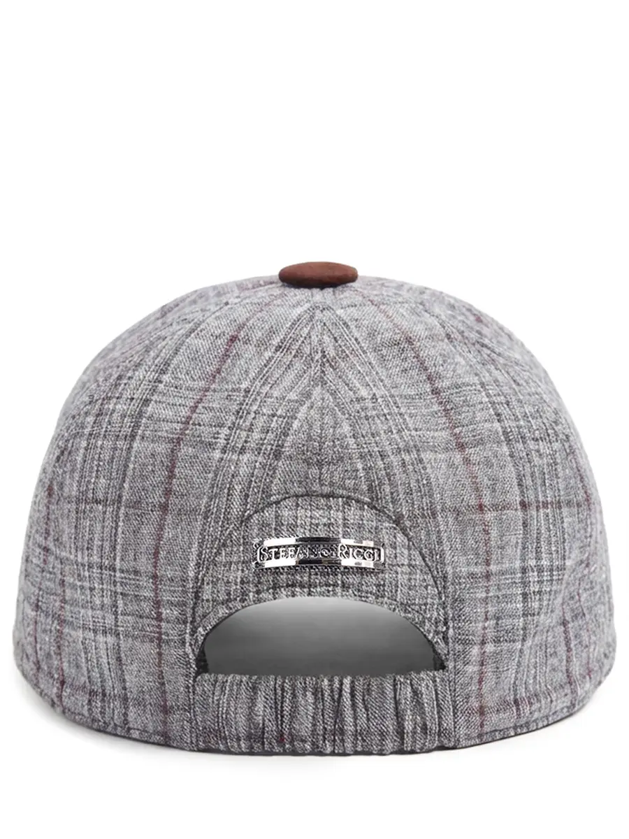 Бейсболка в клетку