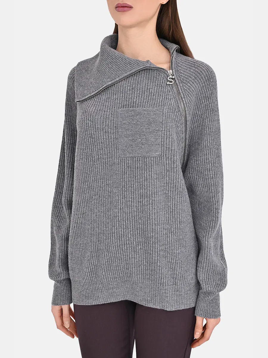 Свитер шерстяной