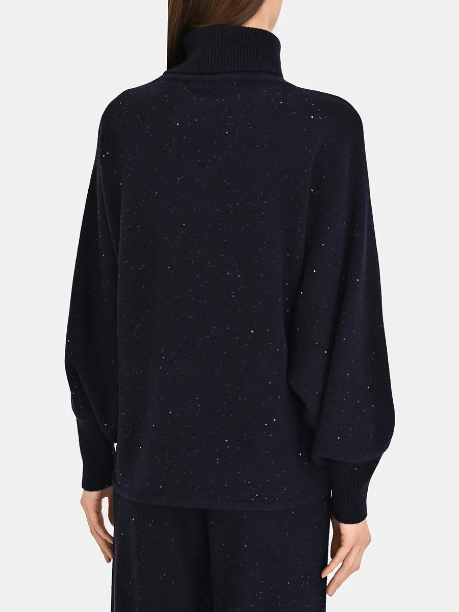 Свитер шерстяной