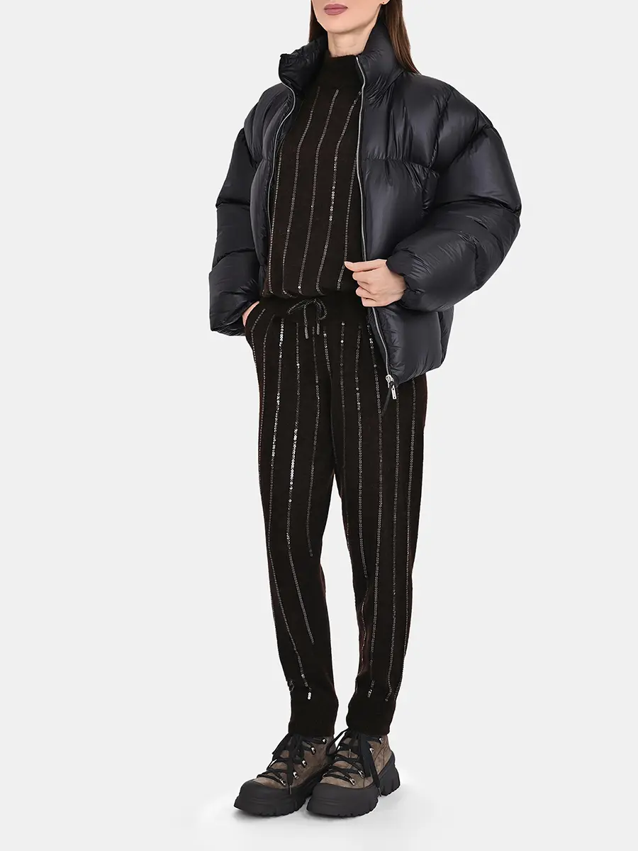 Свитер с пайетками