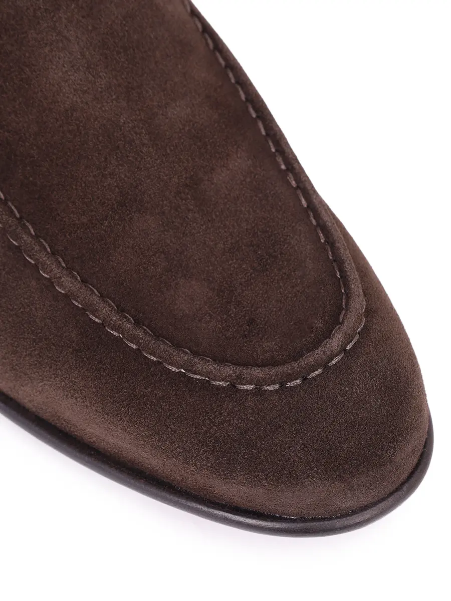 Лоферы замшевые