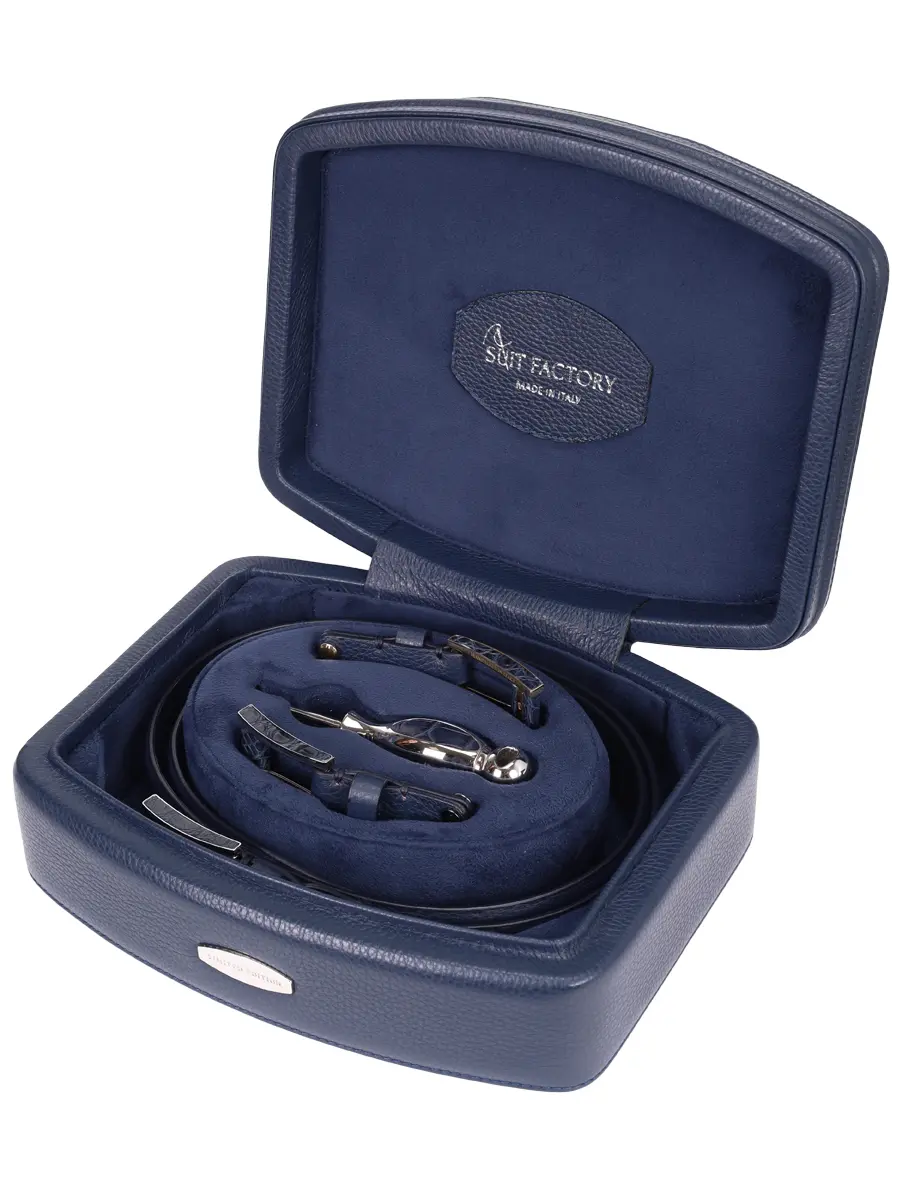 Ремень кожаный со сменными пряжками