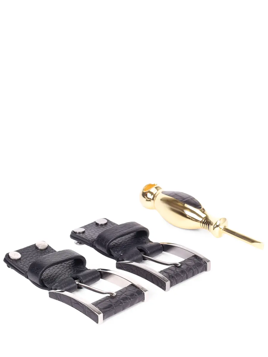 Ремень кожаный со сменными пряжками