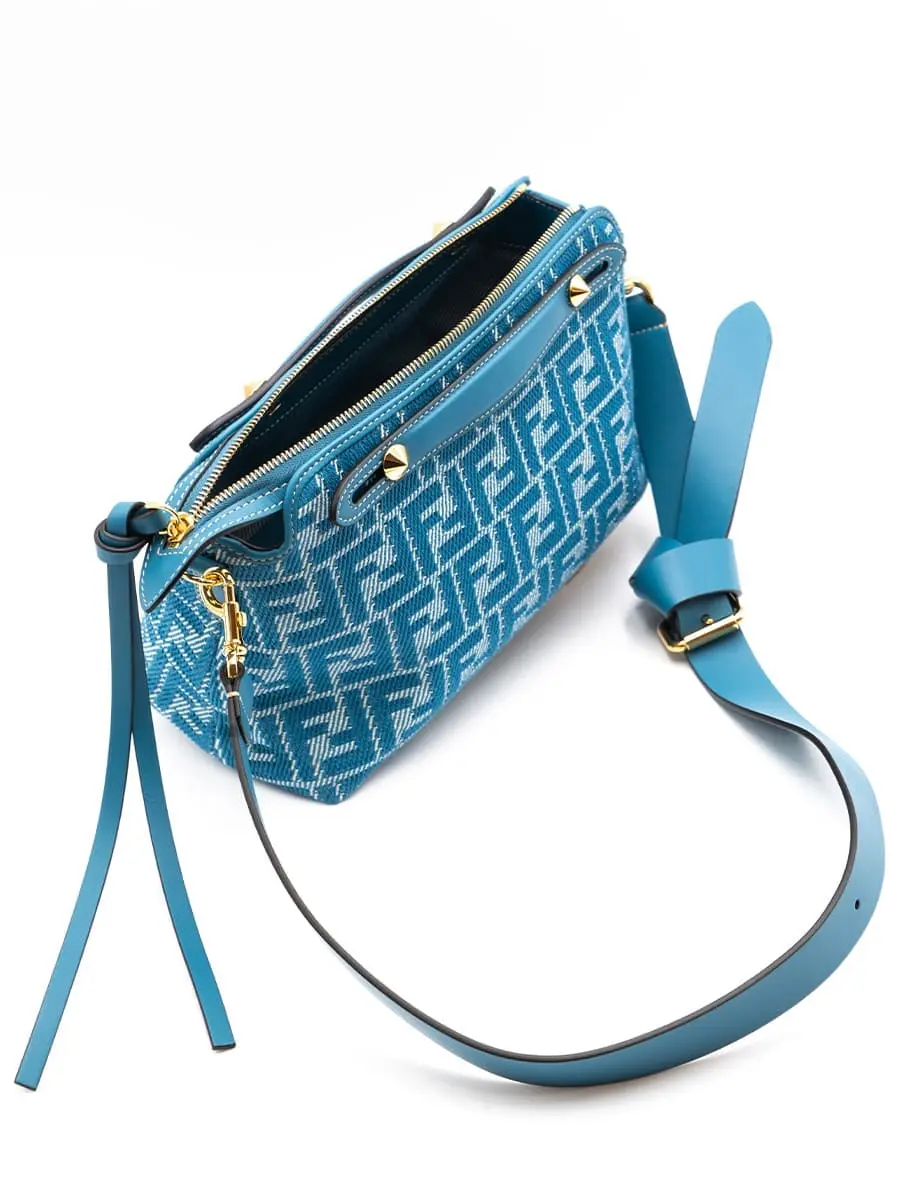 Сумка из кожи и текстиля