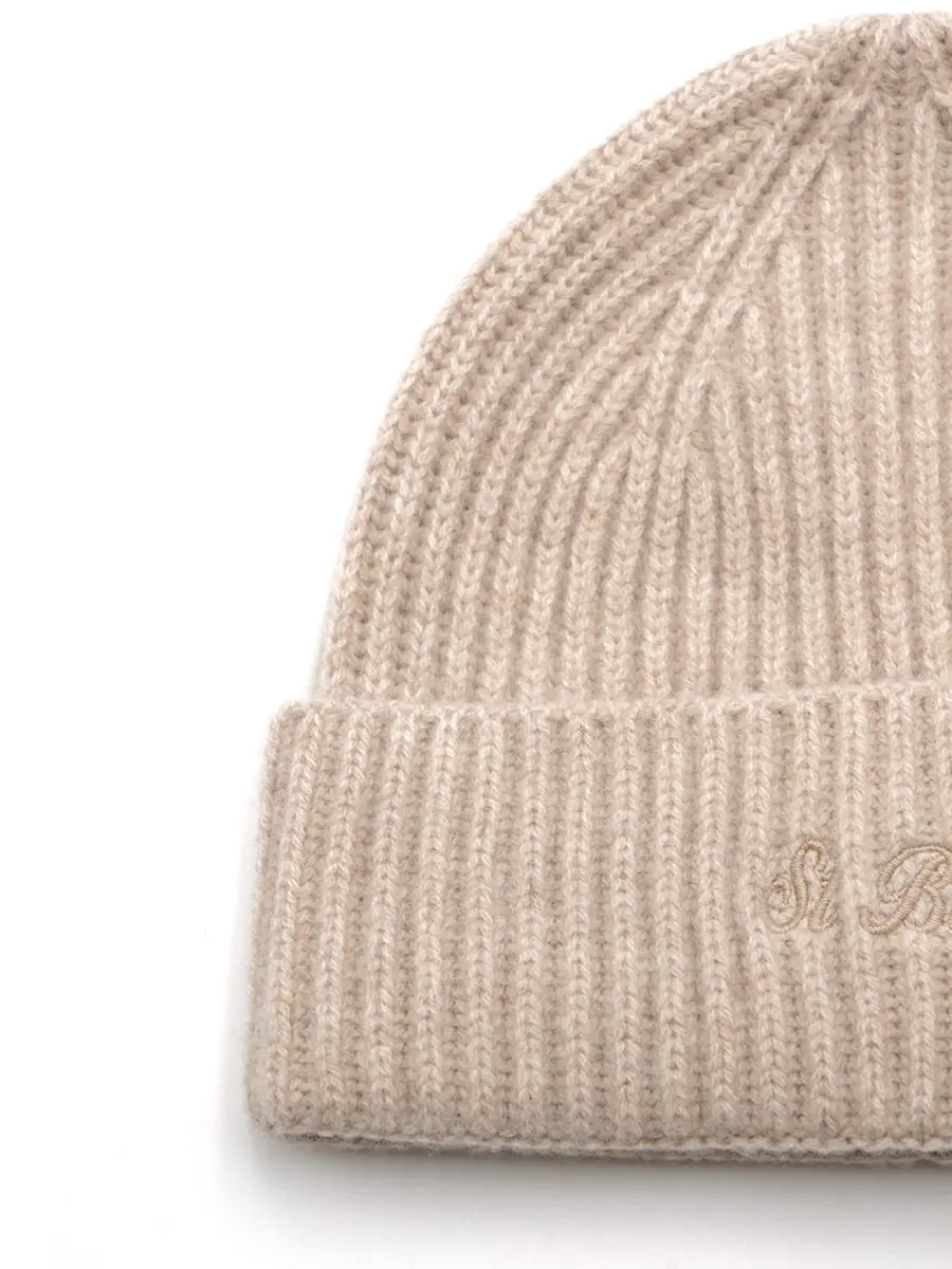 Шапка однотонная