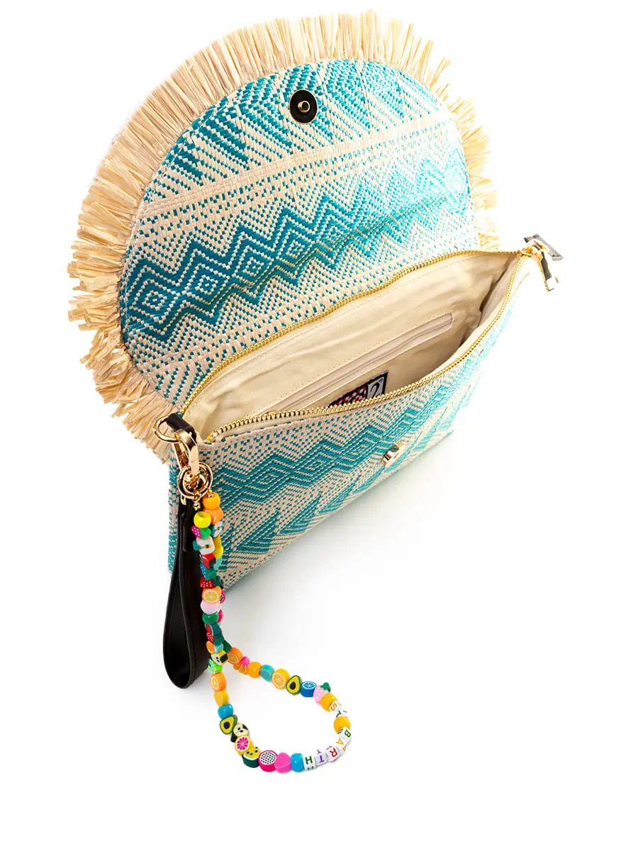 Клатч плетеный