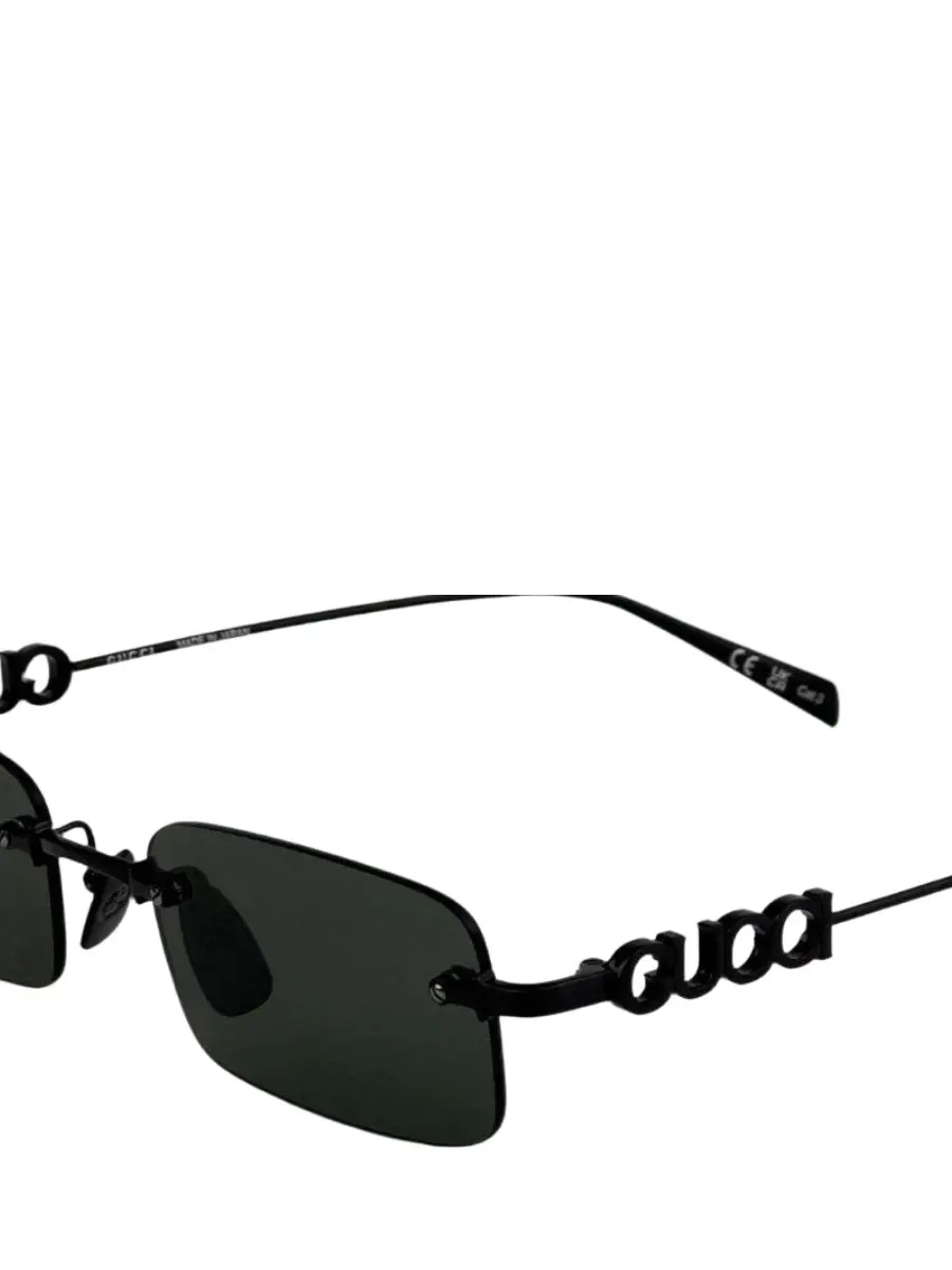 Очки солнцезащитные