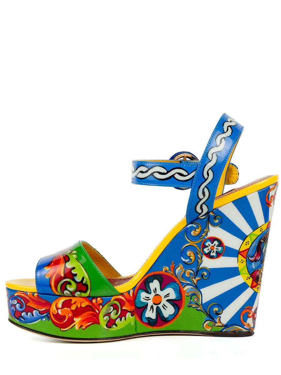 Босоножки кожаные