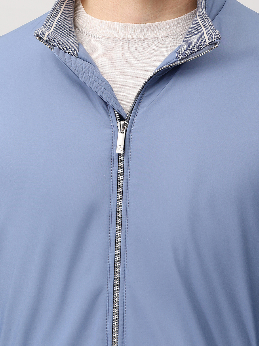 Ветровка однотонная