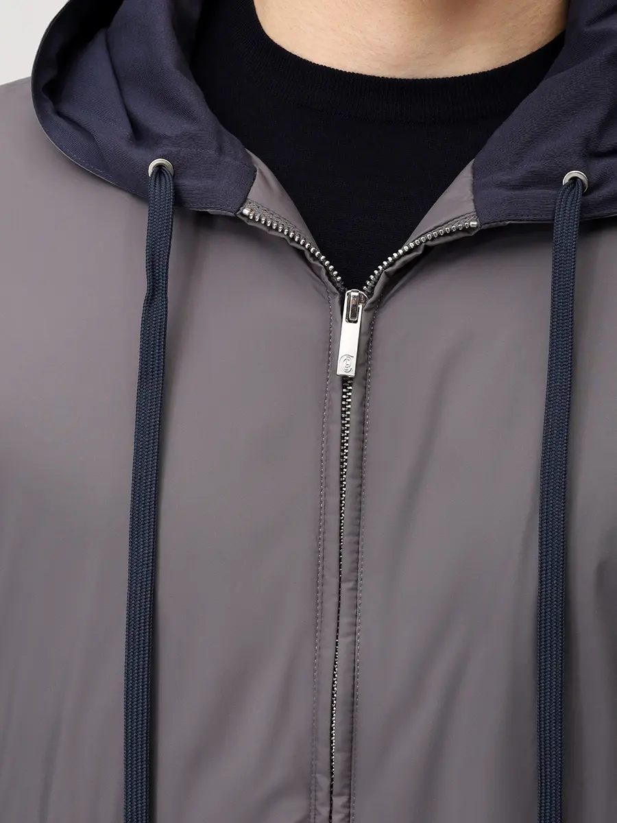 Ветровка однотонная