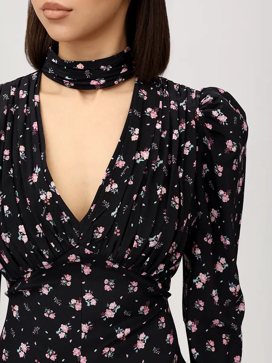 Платье шелковое