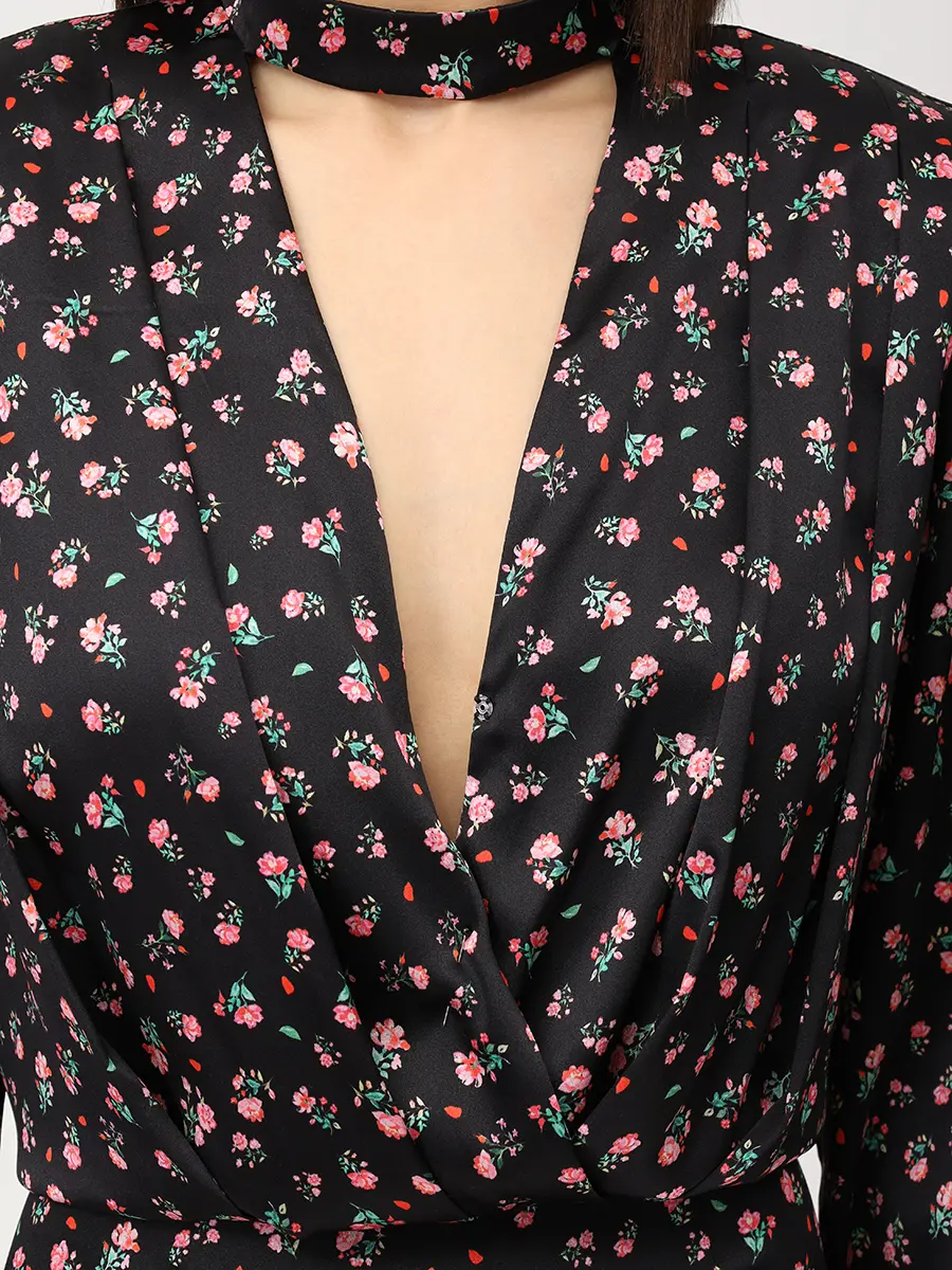 Платье атласное