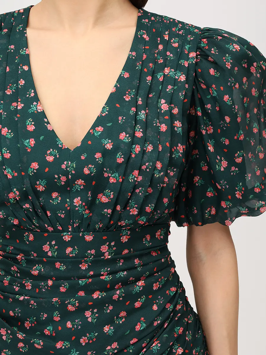 Платье шелковое