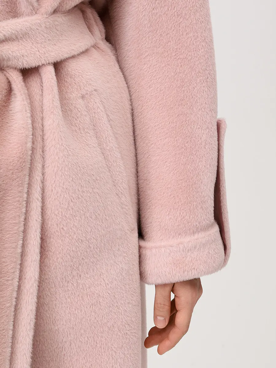 Пальто из шерсти альпака