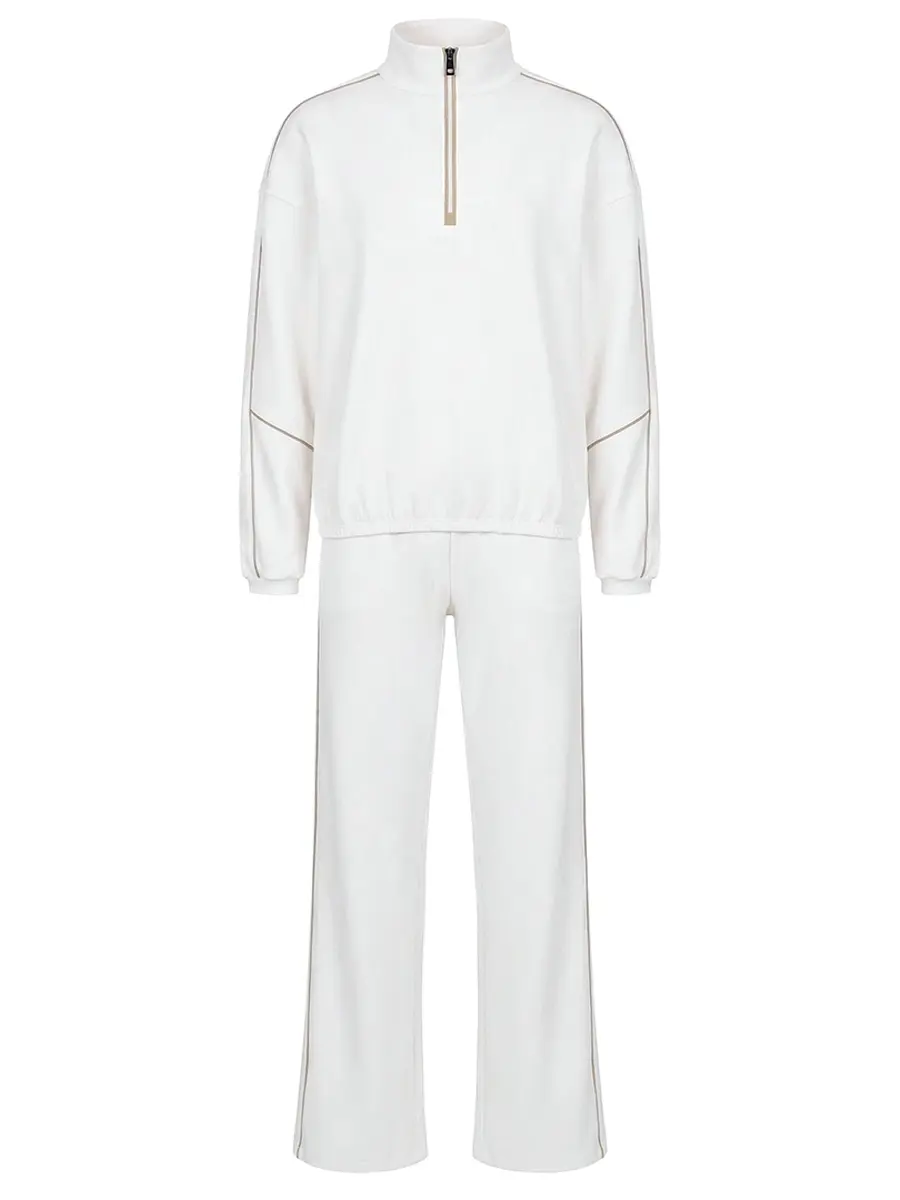 Костюм однотонный