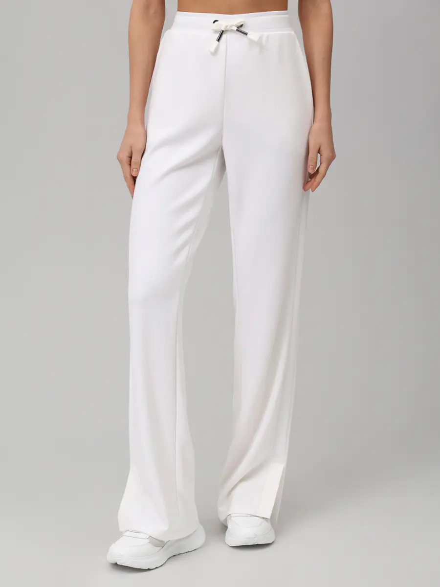 Костюм однотонный