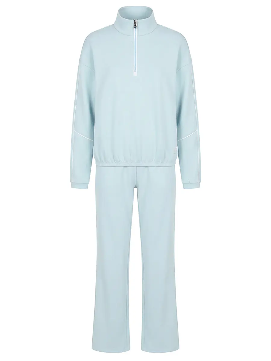 Костюм однотонный