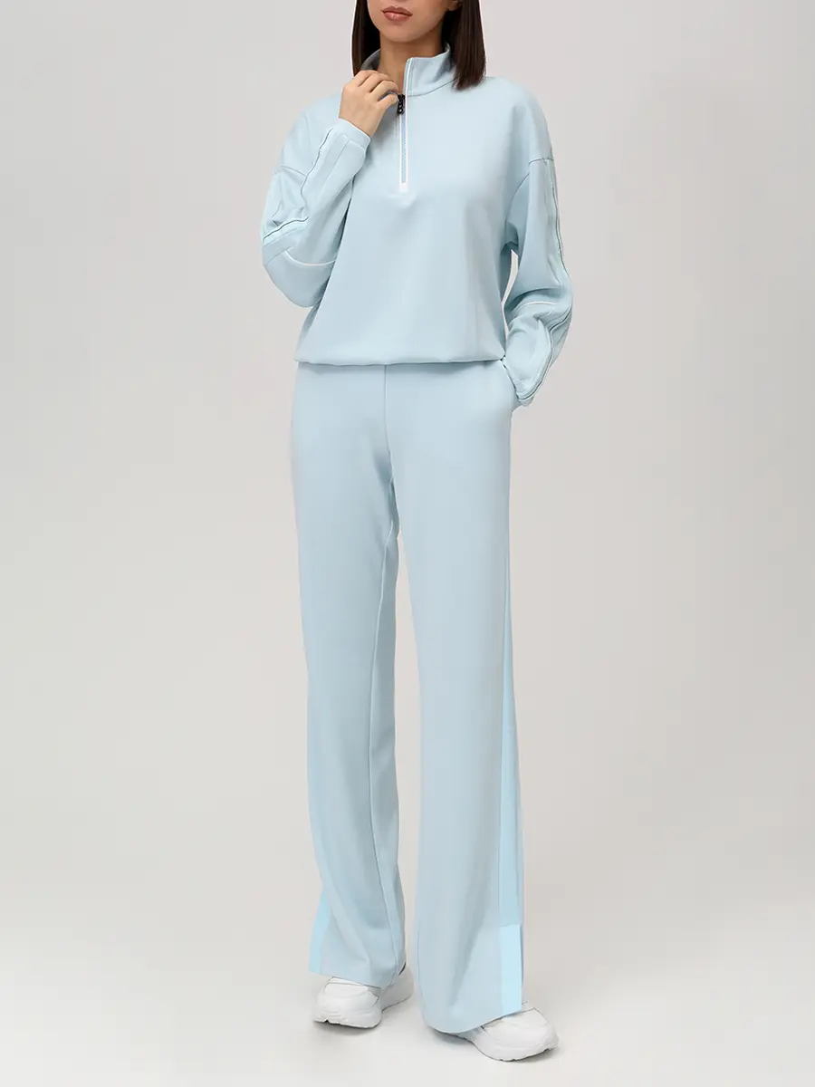 Костюм однотонный