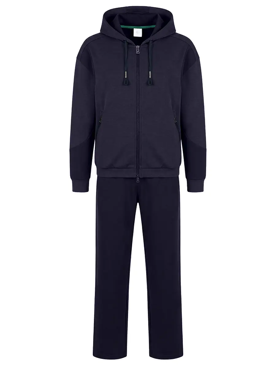 Костюм однотонный