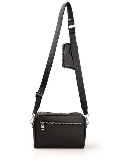 Сумка кожаная KARL LAGERFELD