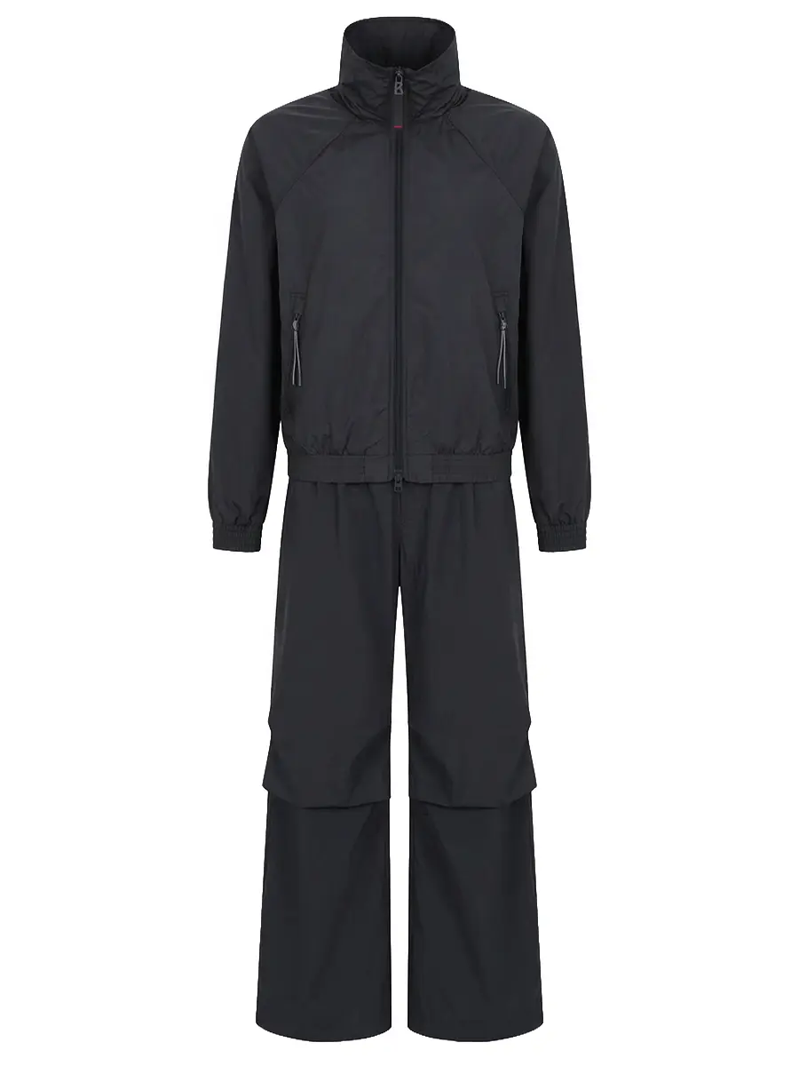 Костюм однотонный