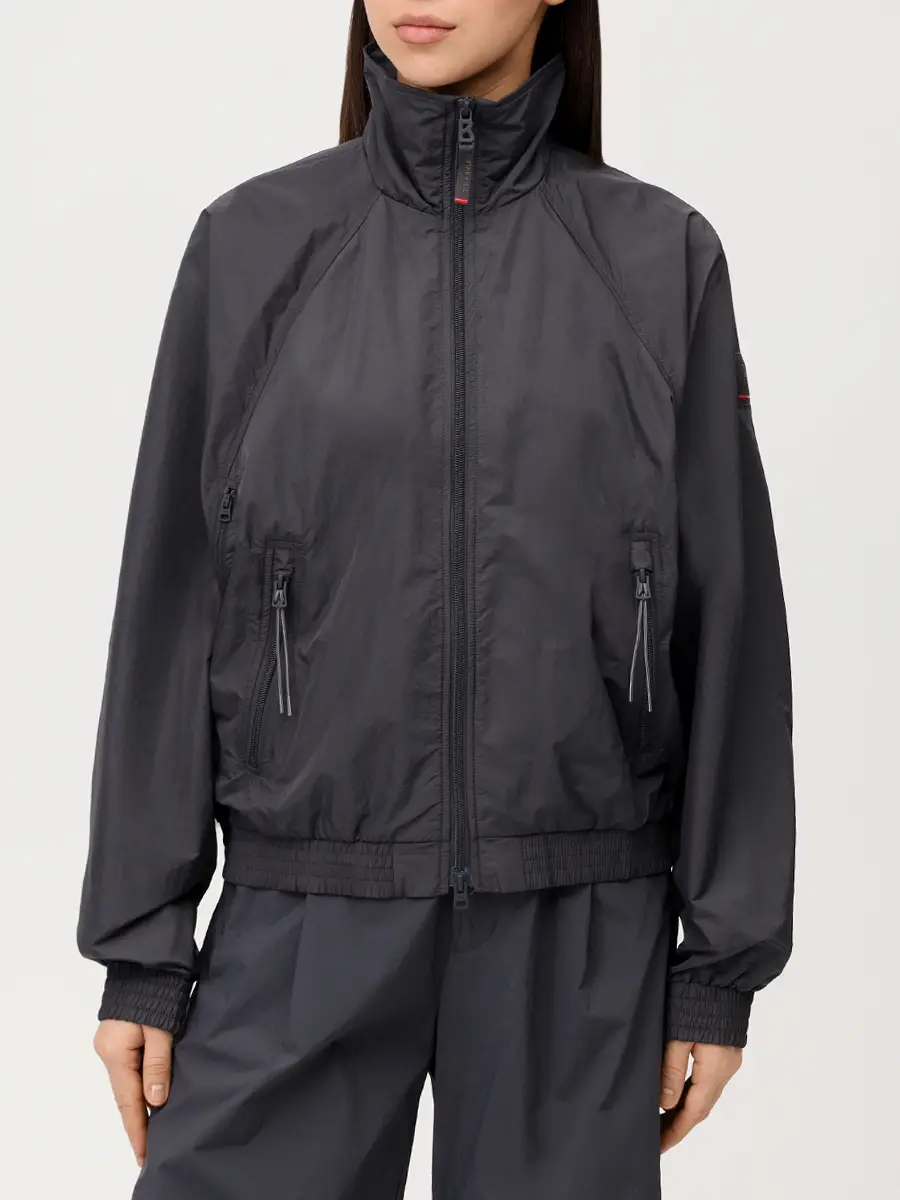 Костюм однотонный