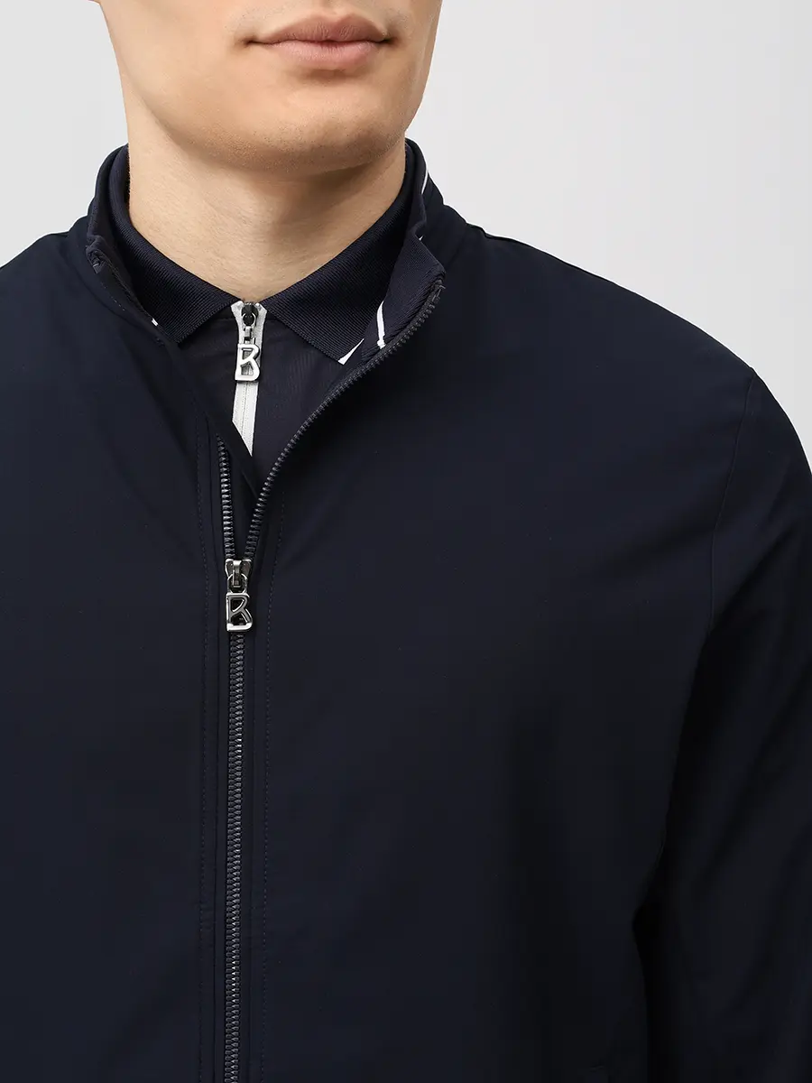 Костюм однотонный