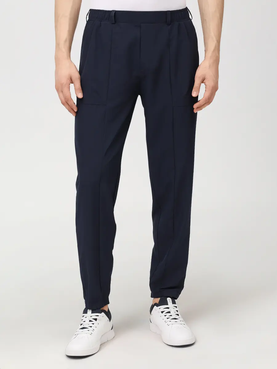 Костюм однотонный