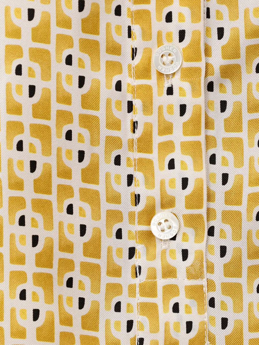 Костюм шелковый