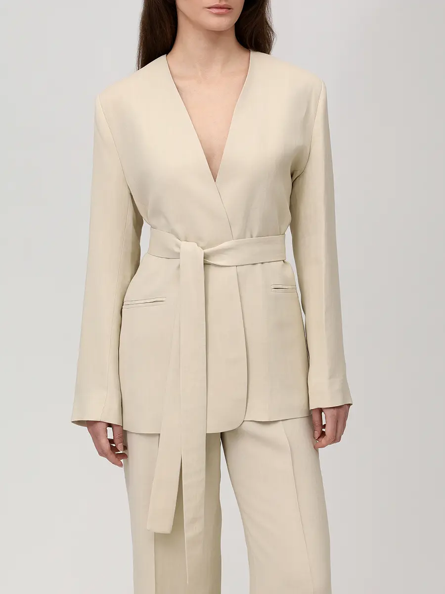 Костюм из вискозы и льна