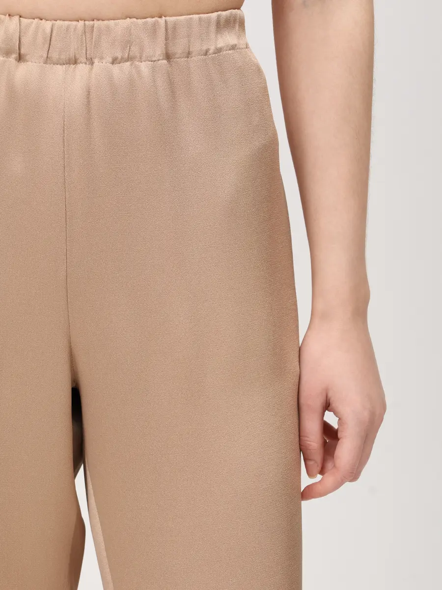 Костюм однотонный