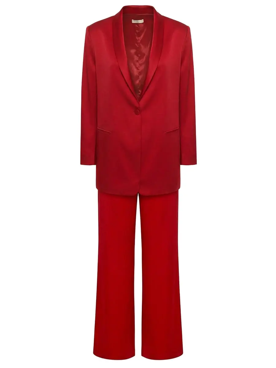 Костюм однотонный